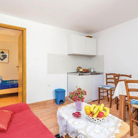 1 Bedroom Nice Apartment In Senj Senj  Esterno foto