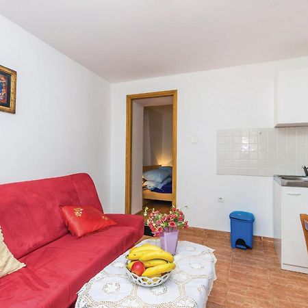 1 Bedroom Nice Apartment In Senj Senj  Esterno foto