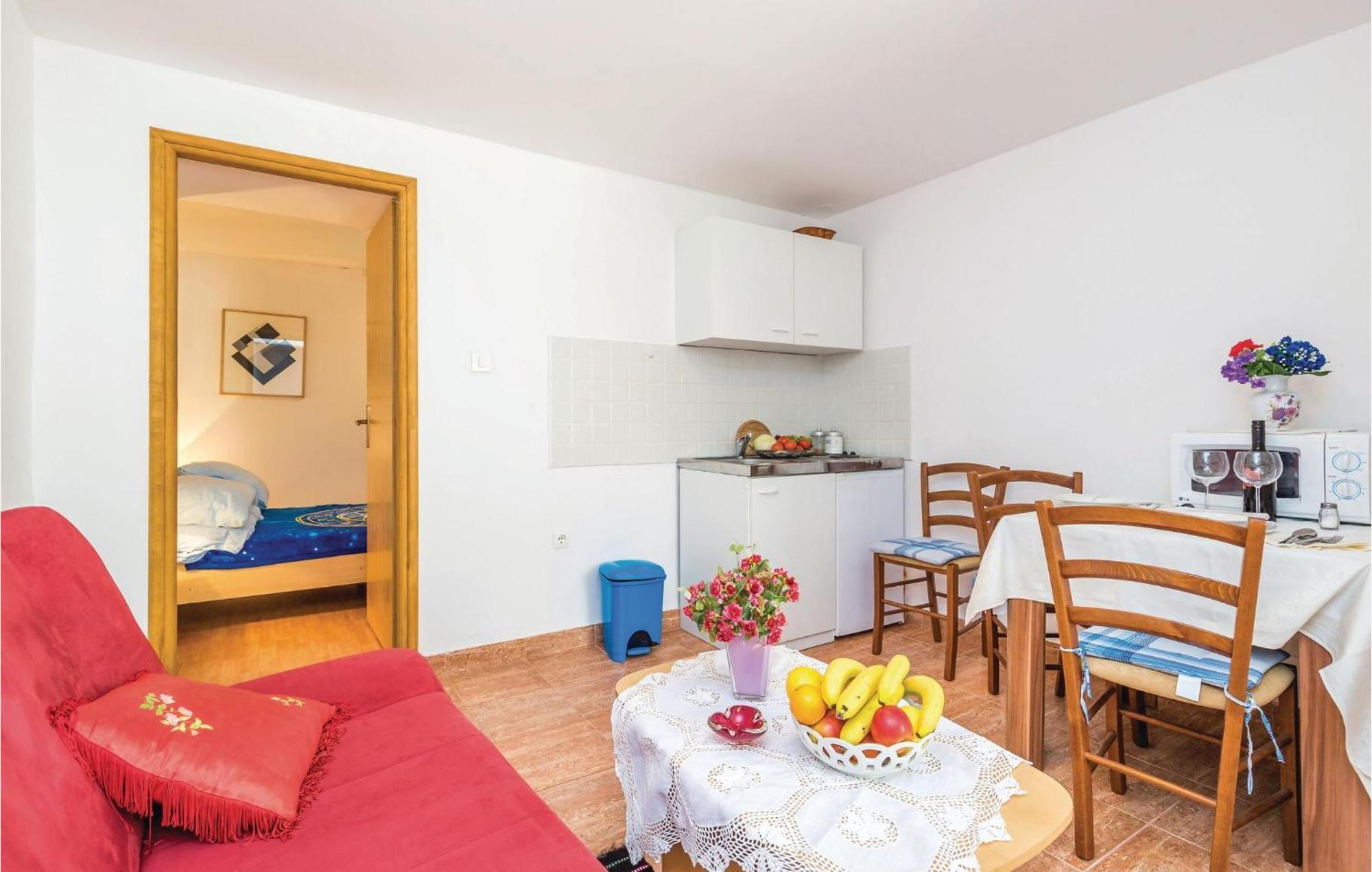1 Bedroom Nice Apartment In Senj Senj  Esterno foto