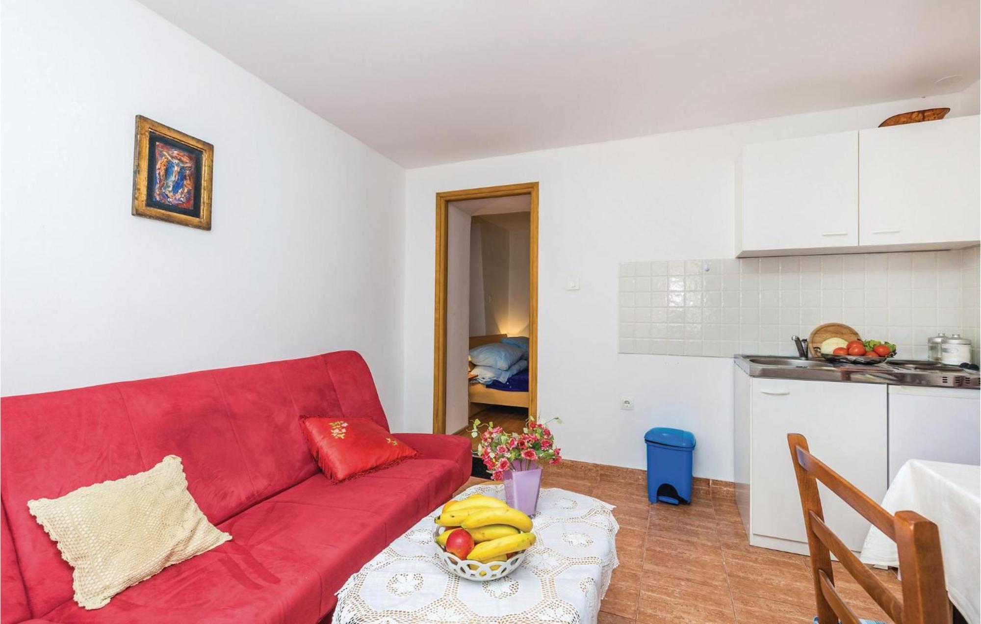 1 Bedroom Nice Apartment In Senj Senj  Esterno foto